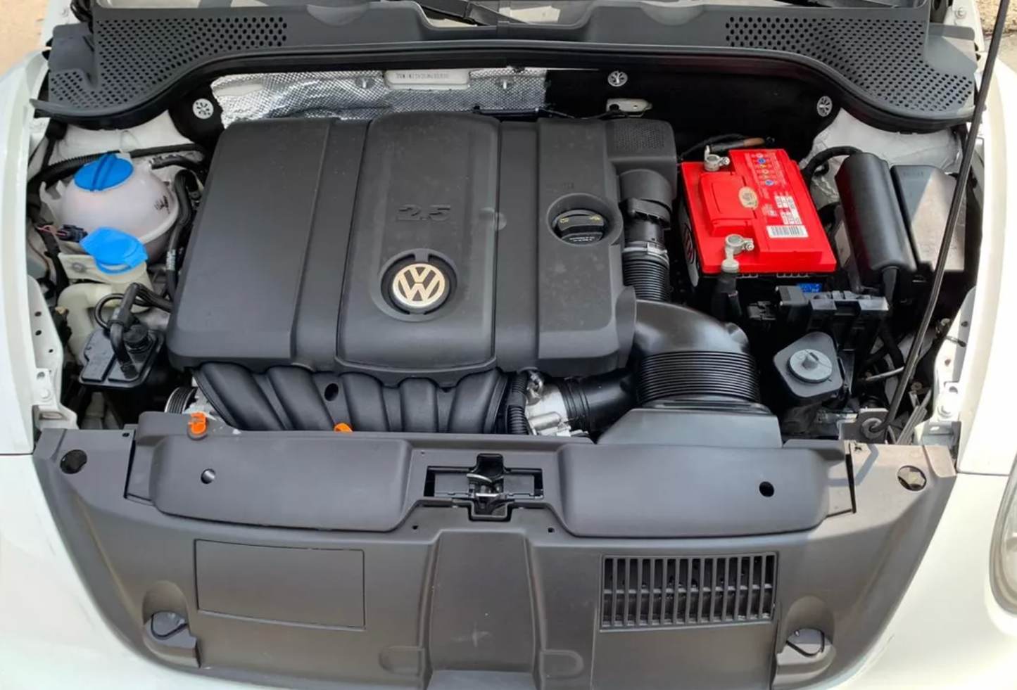 Volkswagen Beetle 2.5 Sport Tiptronic At