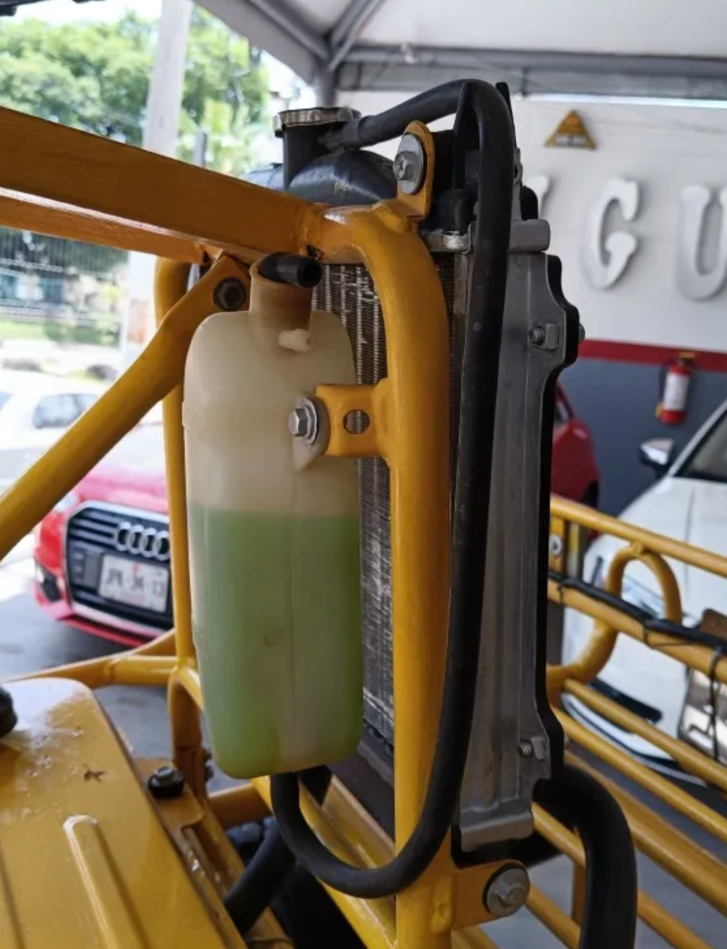 Arenero Automático Con Llantas Nuevas