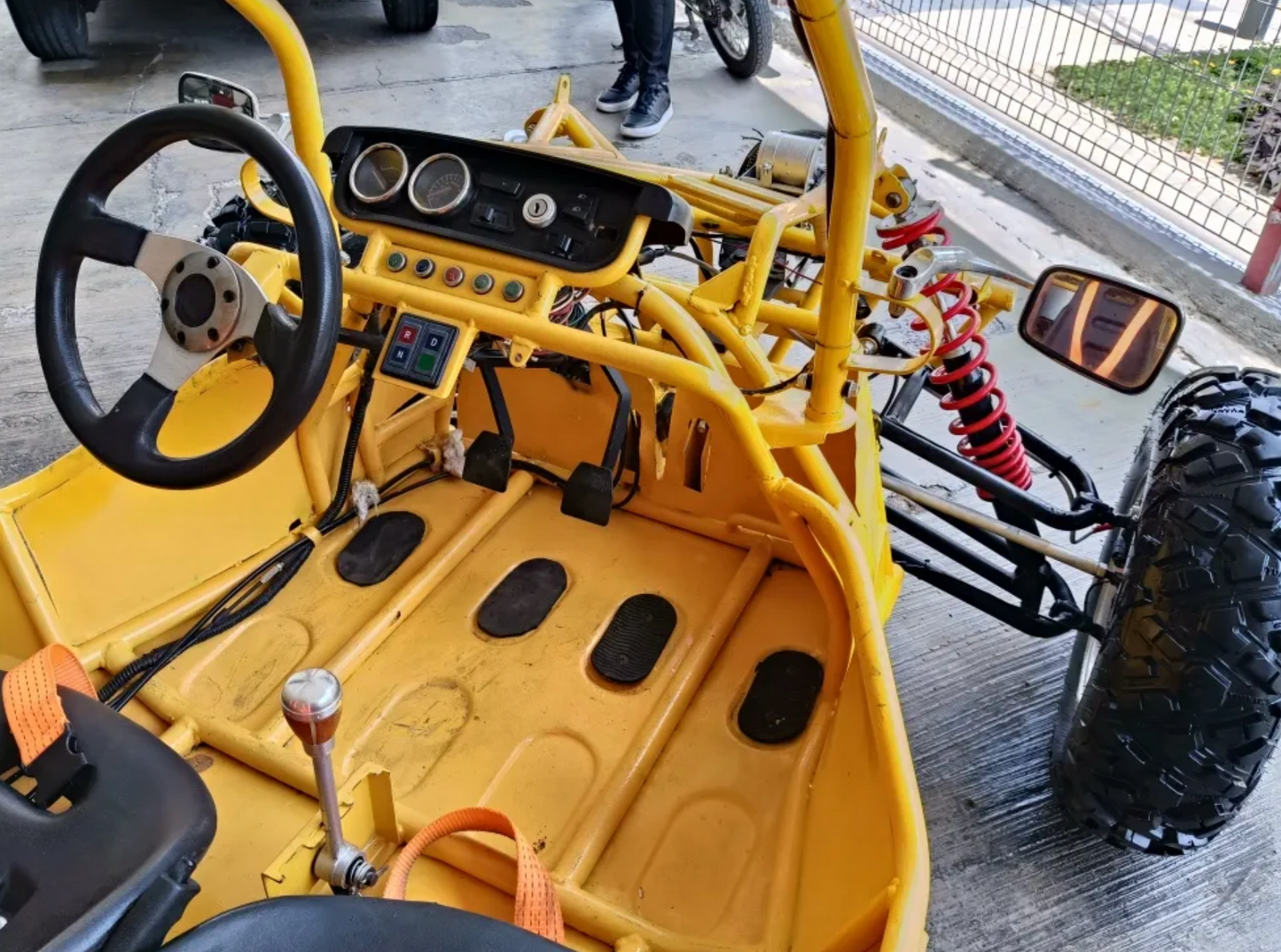Arenero Automático Con Llantas Nuevas
