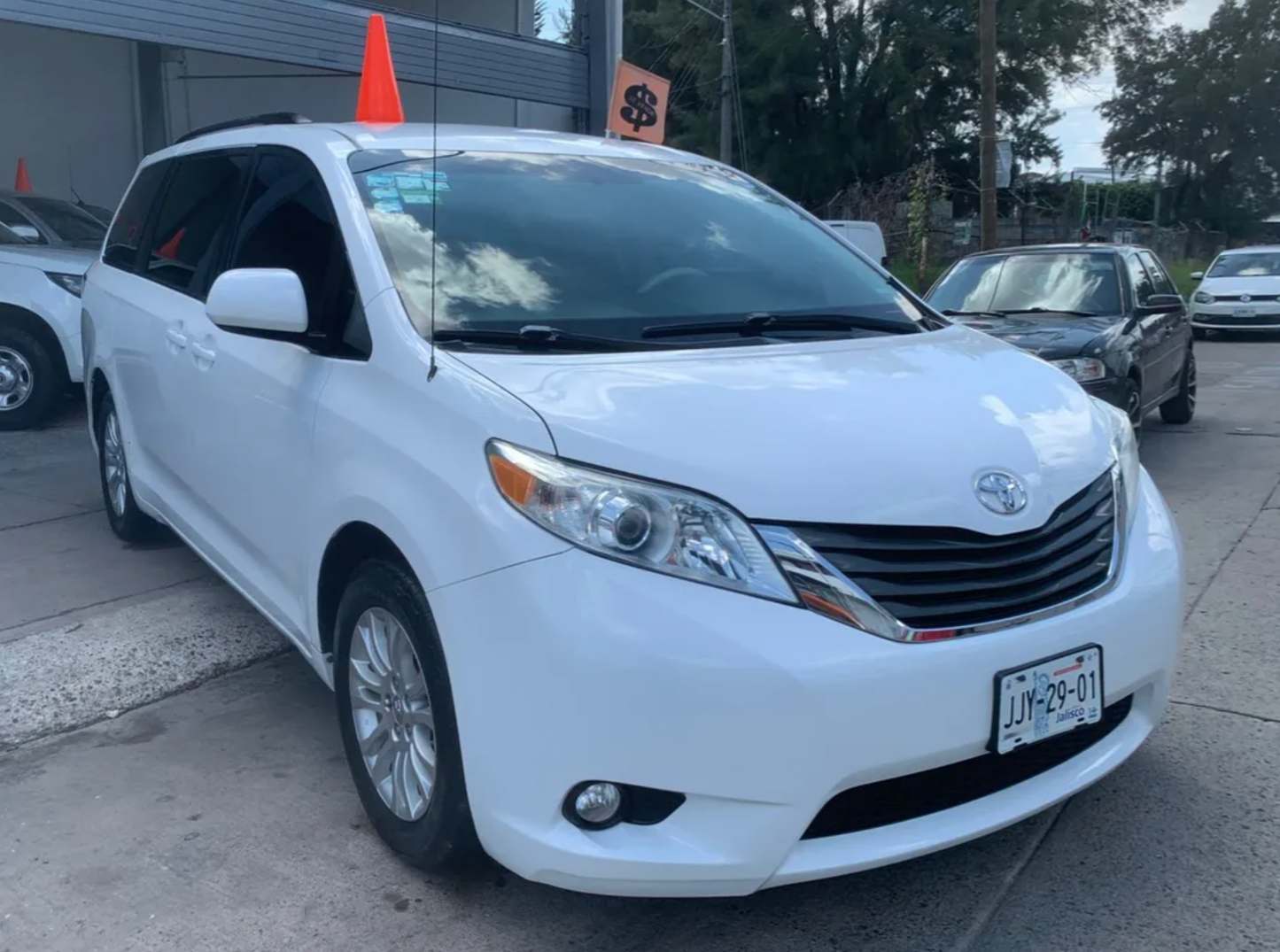 Toyota Sienna 3.5 Xle Mt