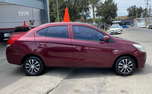 Dodge Attitude 1.2 Se Mt