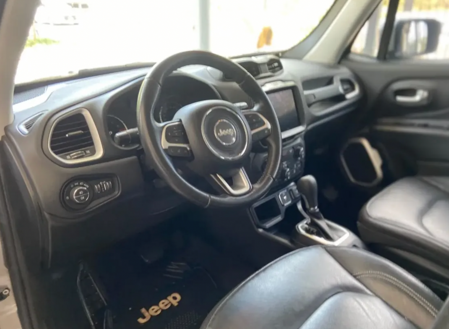 Jeep Renegade 1.8 Latitude 4x2 At