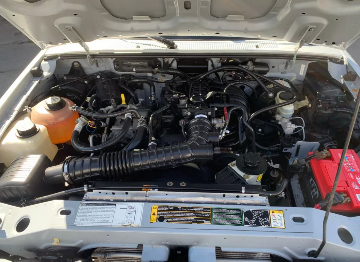 Ford Ranger Pickup Xl L4 Crew Cab 5vel Aa Mt