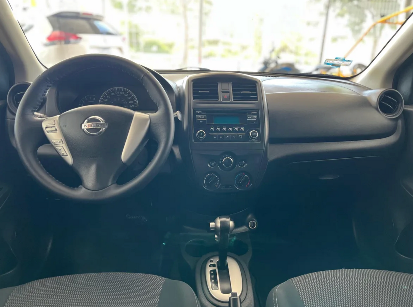 Nissan Versa 1.6 Sense At