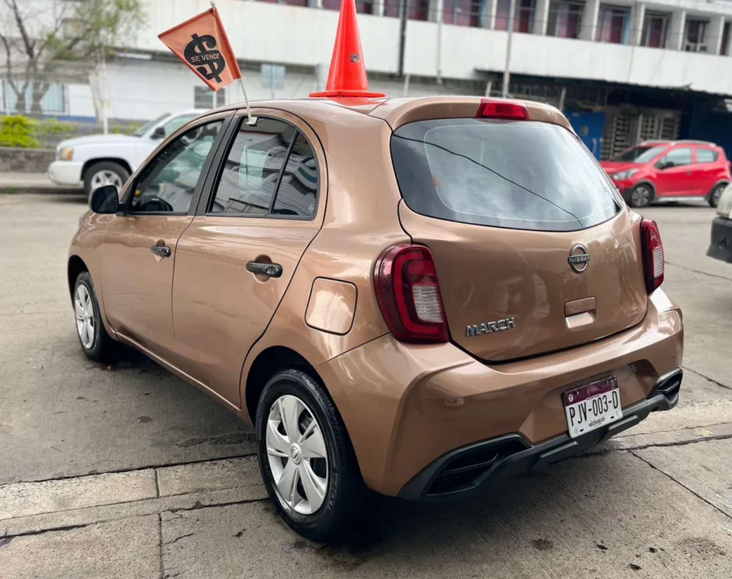 Nissan March 1.6 Sense At