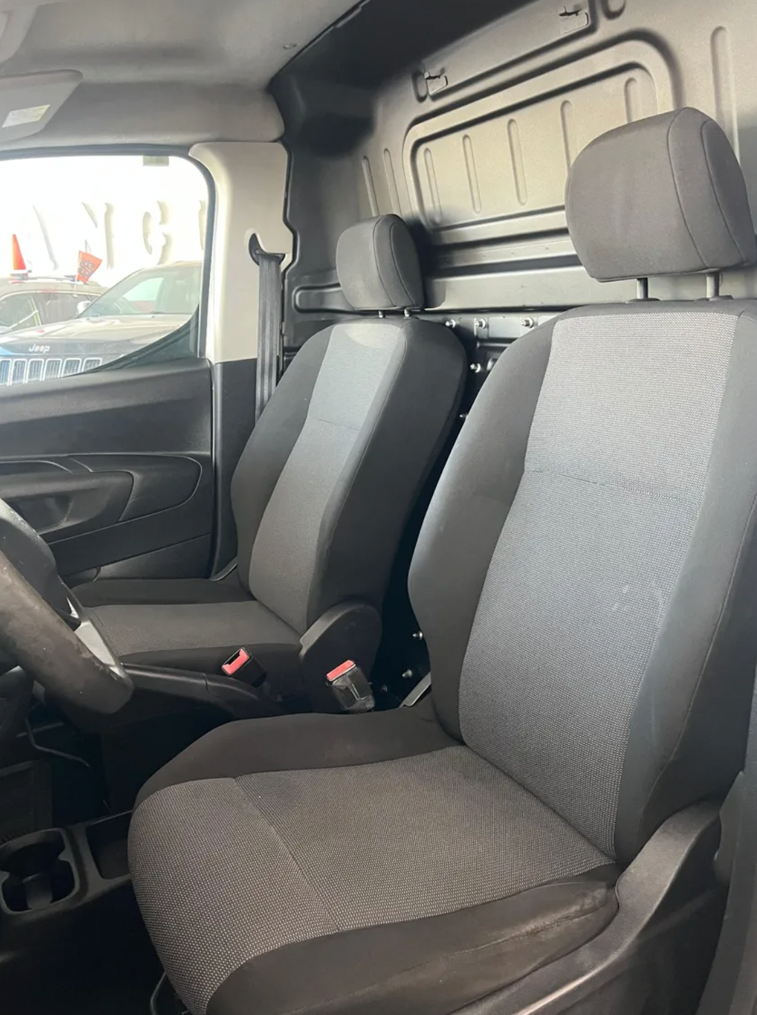 Peugeot Partner 1.6 Hdi 5 Puertas Mt