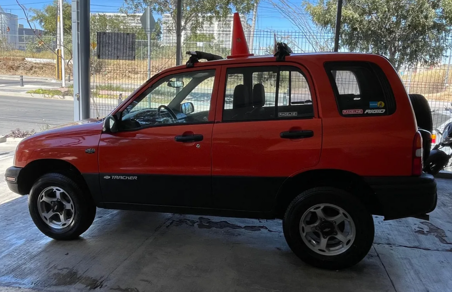 Tracker Std 4x4 4 Cil