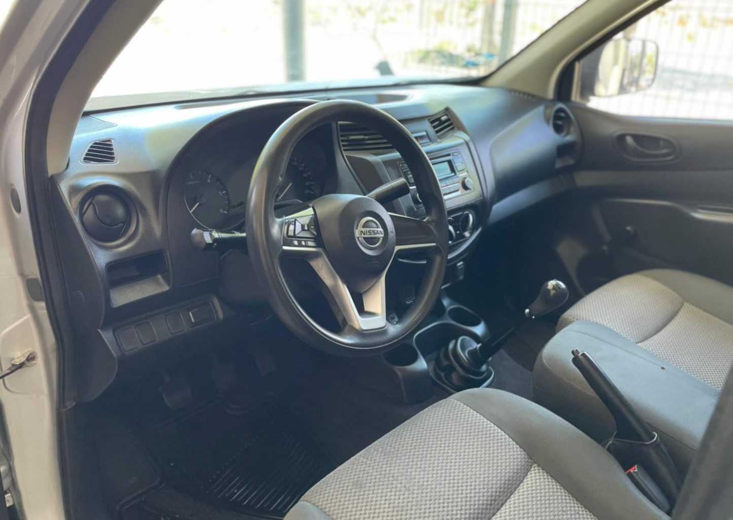 Nissan NP300 2022