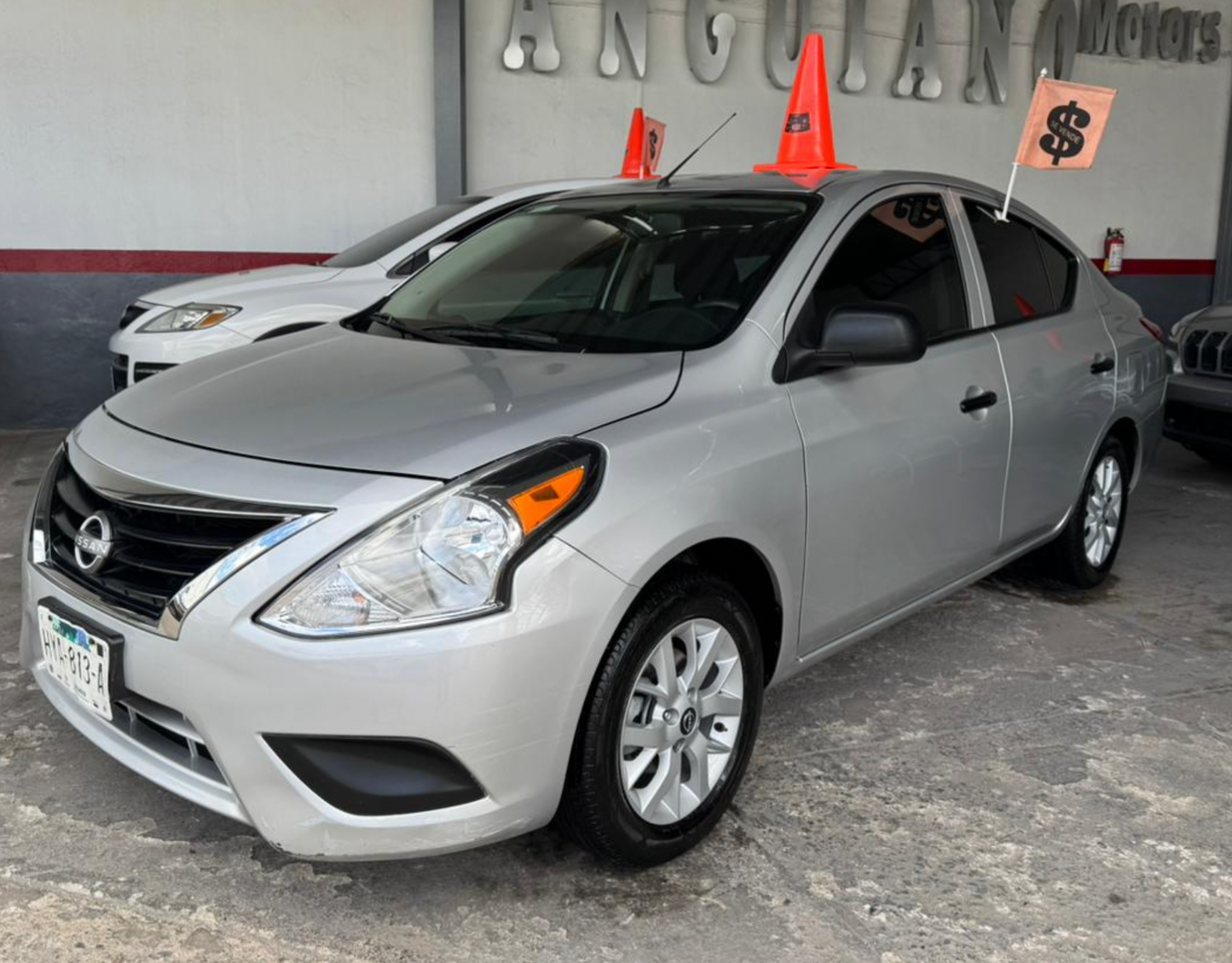 Nissan versa standar