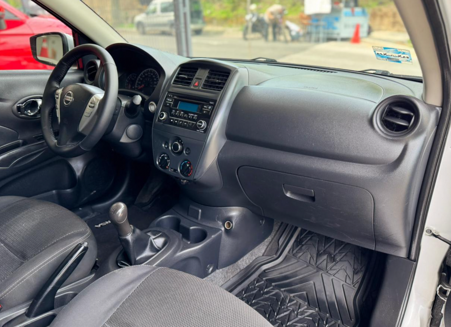 Nissan Versa