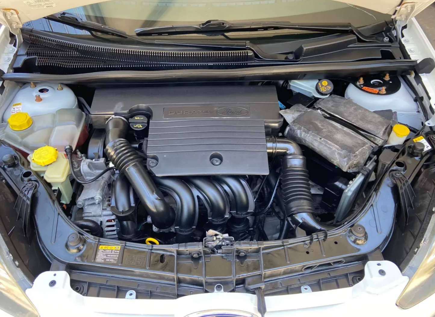 Ford Ikon 1.6 Trend Mt