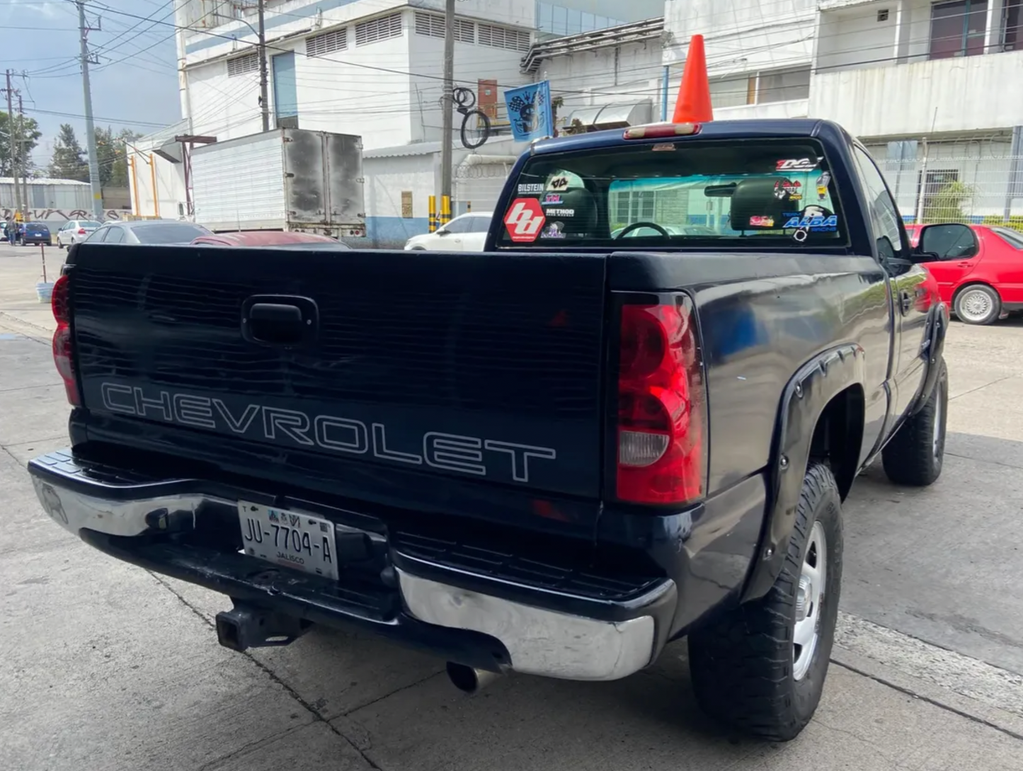 Chevrolet Silverado 6 CIL automática nacional
