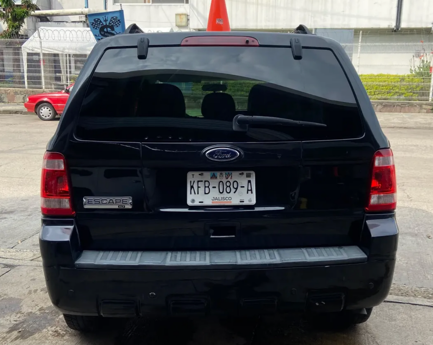 Ford Escape Xls piel automática 4 cil