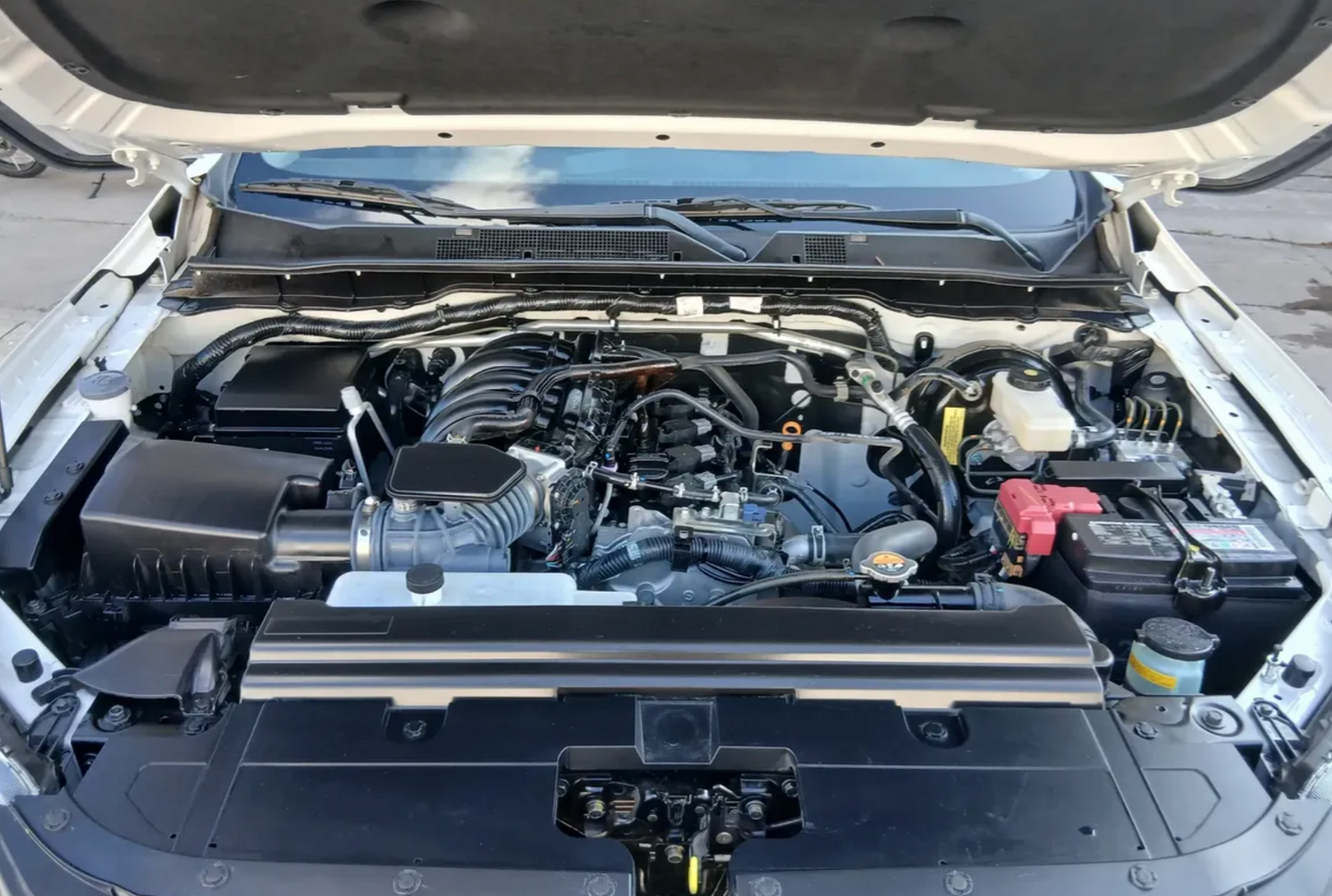 Nissan Frontier 2.5 Se Dc 4X2 Mt
